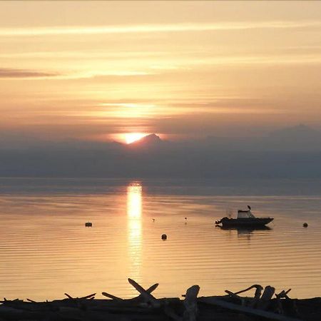 Camano Island Waterfront Vacation Rental Εξωτερικό φωτογραφία
